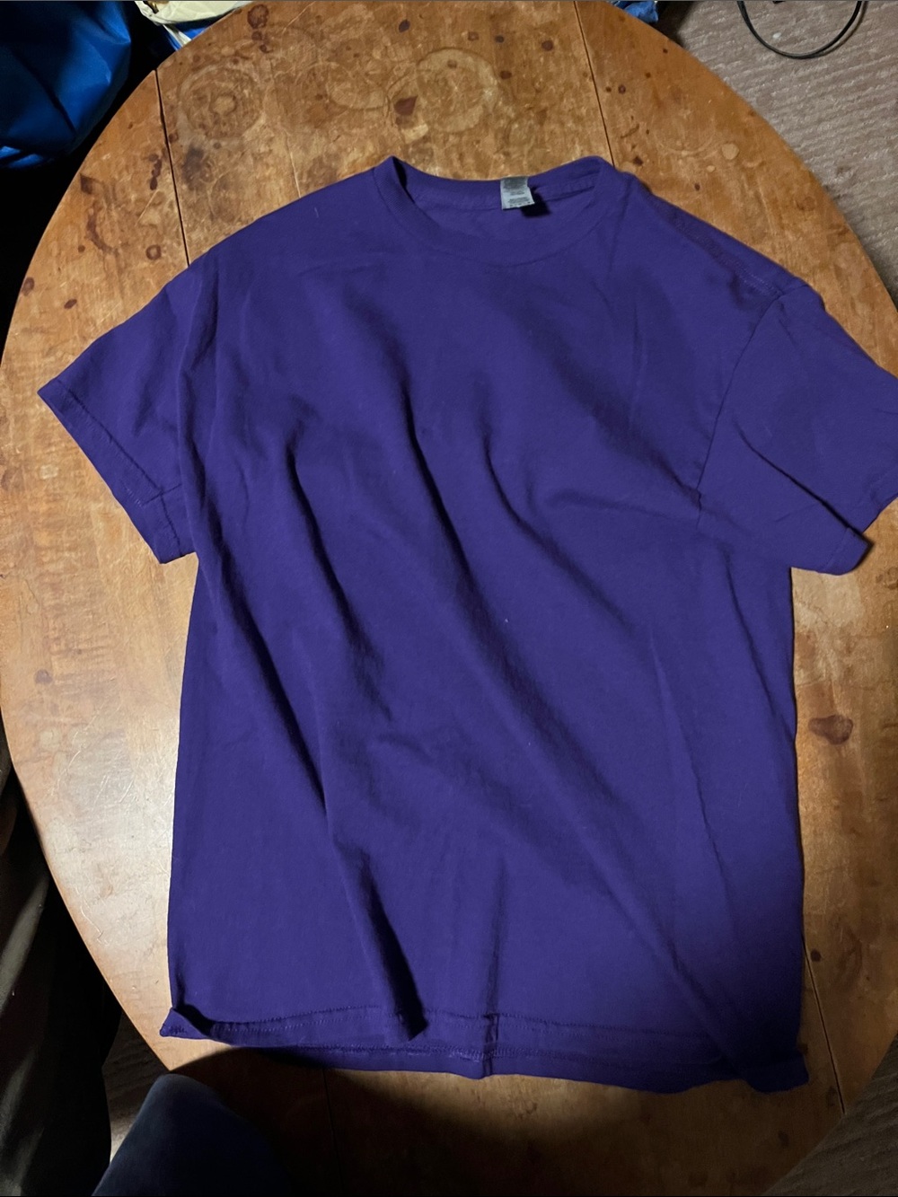Gildan Men’s Crew Neck T-Shirt in Purple